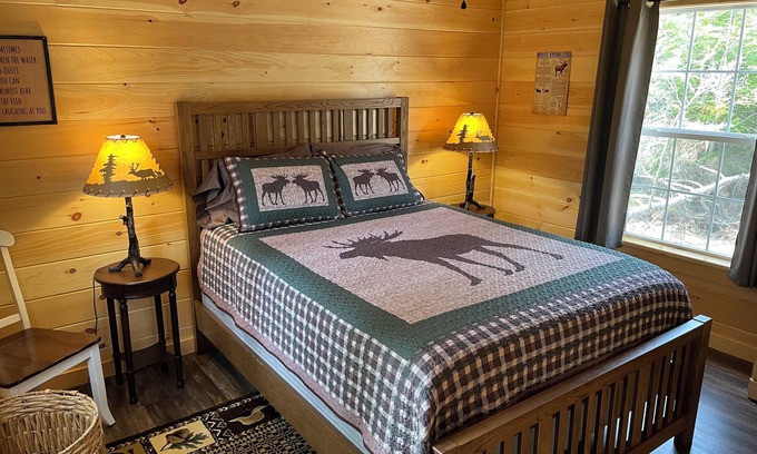 Franklin Cabine | Moose Cabin in Eastbrook close to Acadia National Park