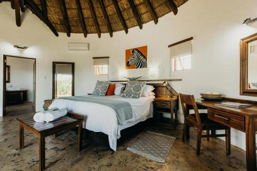 Weipe Cabine | Mopane Bush Lodge