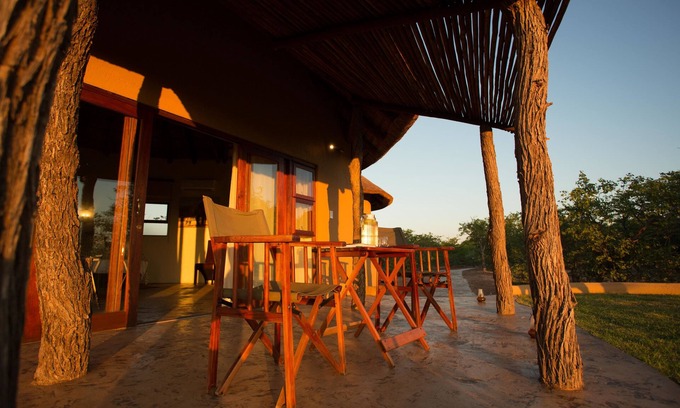 Weipe Cabine | Mopane Bush Lodge
