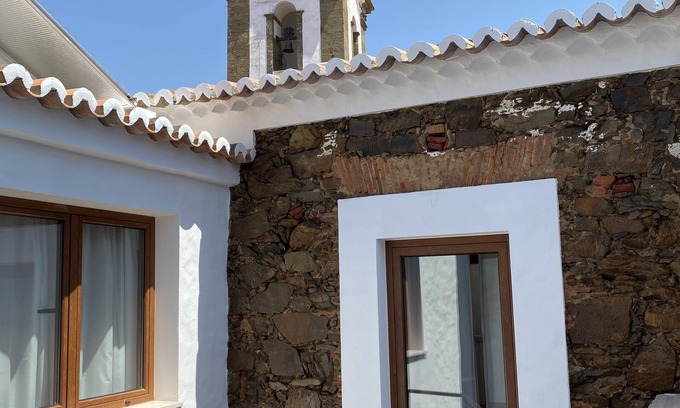 Almodovar e Graca dos Padroes Maison | Moradia - Casa da Igrejja " Património e Natureza"