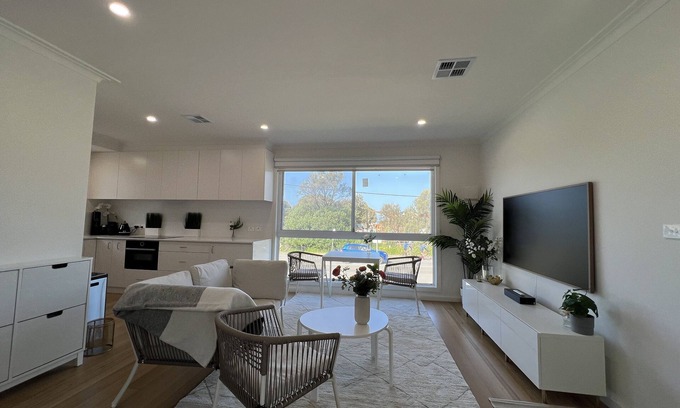 Melbourne Maison | Mordialloc Fully Renovated Beachfront Oasis: Right across from the beach!