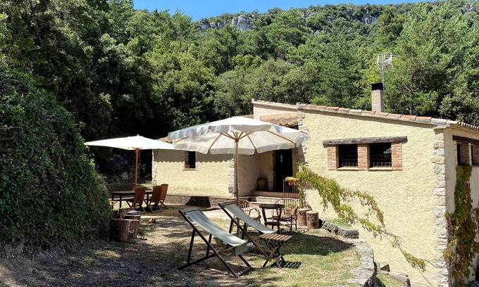 L'Albiol Autre | CASA RUSTICA RODEADA DE JARDINES Y BOSQUES
