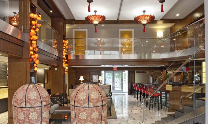 Mount Vernon Square Hôtel | Morrison Clark Historic Inn