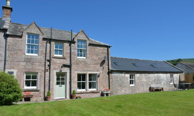 Thornhill Maison | Morton Mains Steading Cottage
