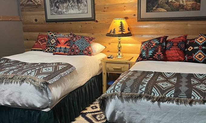 Sioux Narrows Nestor Falls Hôtel | Motel 2 Lakeview, Shared Sauna-hot Tub, Lake Patio With Fire Pit. Boat Rental