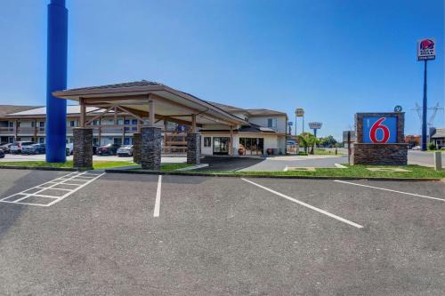 Cascade Hôtel | Motel 6-Anderson, CA - Redding Airport