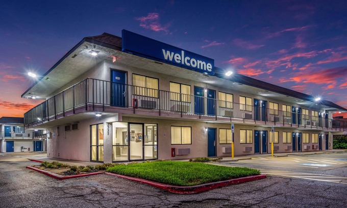 College Station Hôtel | Motel 6 College Station, TX - Bryan