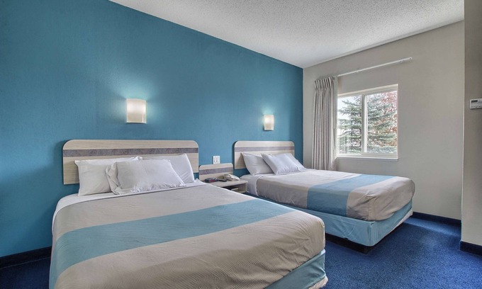 Westminster Hôtel | Motel 6 London, ON - Ontario