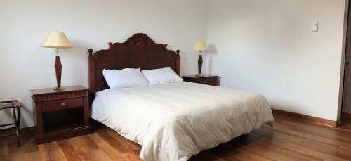 Saint-Adelme Hôtel | Motel M