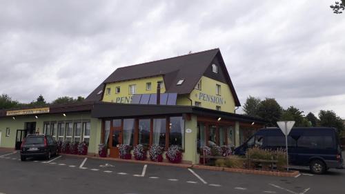 Klatovy Maison | MOTOREST-PENSION U HRACHŮ,s.r.o.