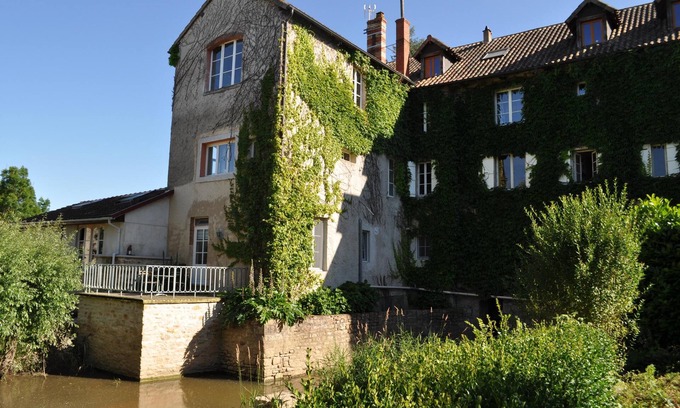 Lournand Appartement | Moulin de Merzé : le Rouge-Gorge