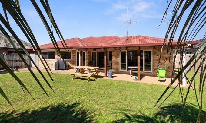 Mount Maunganui Maison | Mount Holidaze - Mt Maunganui Holiday Home