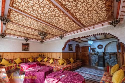 Aroumd Cabine | Mount Toubkal Lodge