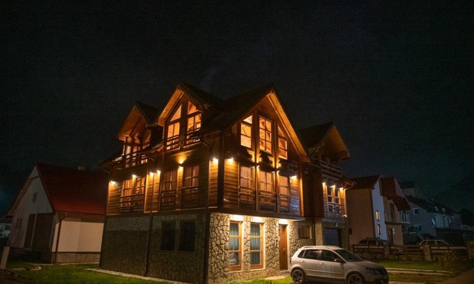 Kolasin Chalet De Ski | Mountain Boy chalet with sauna