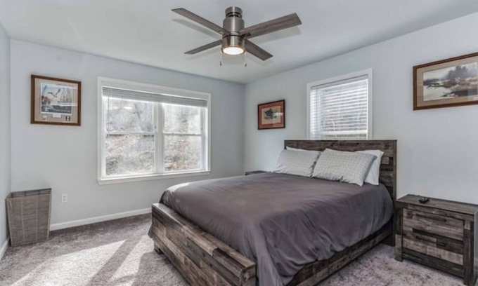 Millville Maison | Mountain Ferry Landing - Riverfront Access