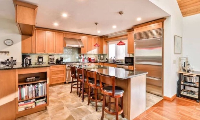 Maplecrest Maison | Mountain house w/ stunning views & gourmet kitchen 7 mi to Windham 9 to Hunter