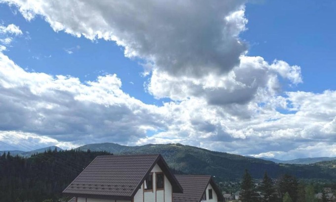 Mykulychyn Maison | Mountain hut Kostel House