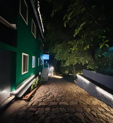 Thrissur Hôtel | Mountain Lake Poomala Pvt Ltd