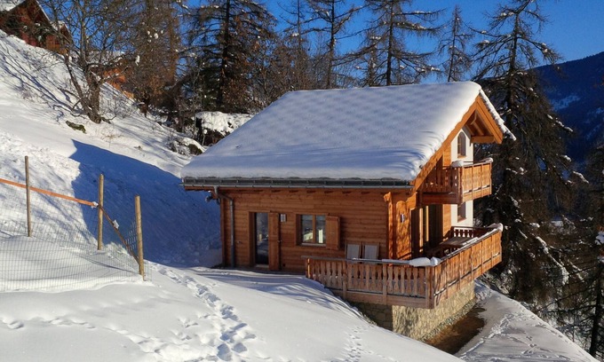 Heremence Chalet De Ski | Mountain Lodge LOULOU: chalet de luxe à 250 m des remontées mécaniques avec sauna.
