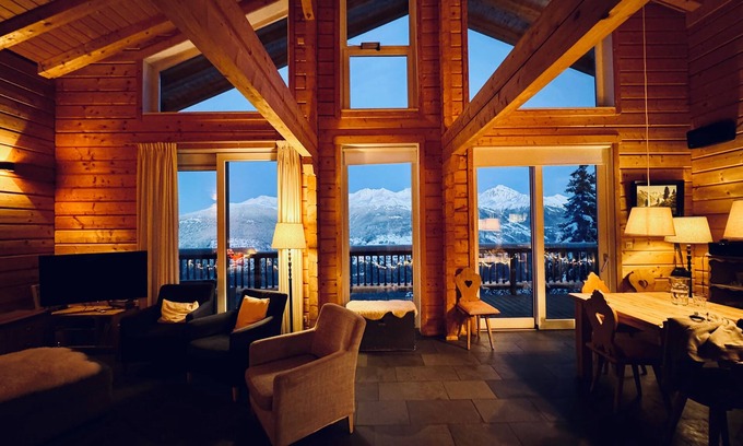 Heremence Chalet De Ski | Quality Mountain Lodge with in-house Sauna. Ski. Hike, MTB. Close to Skilift.