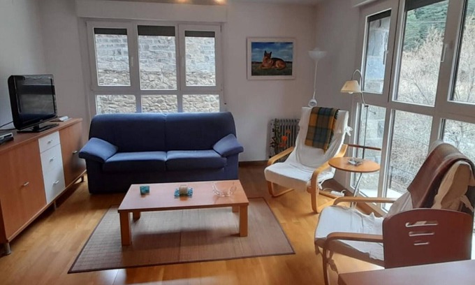Canfranc Appartement | Appartement confortable à 10 min des pistes de ski Astun et Candanchu