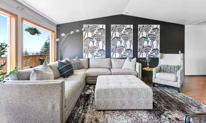 Northwest Portland Appartement | Mountain & River View ‧ Spacious ‧ Modern Home!