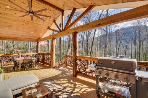 Clayton Maison | Mountain-View Cabin about 2 Mi to Downtown Clayton!