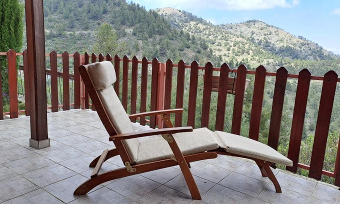 Nicosia Maison | Mountain view Ioannis Ylation Saranti