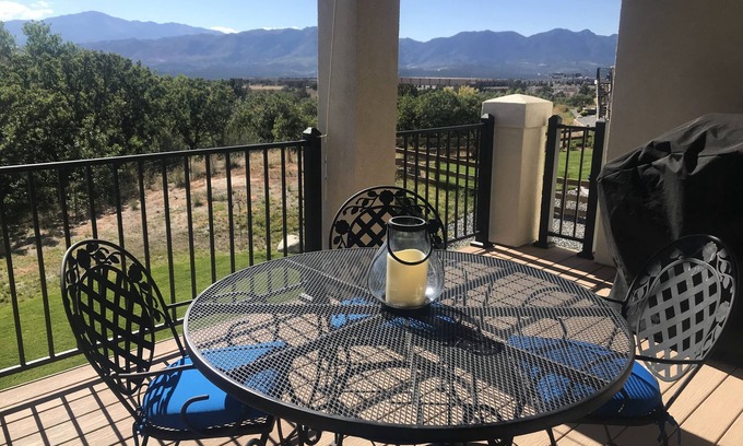 Colorado Springs Maison | Mountain views near Air Force Academy - perfect for AFA graduation!
