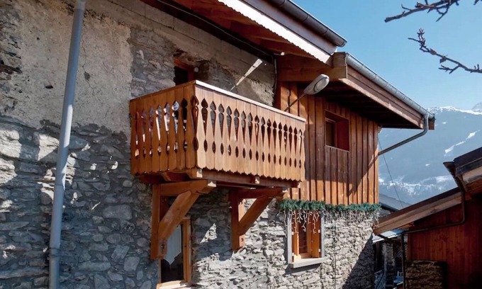 Great Alpine Road Appartement | Appartement de village de montagne avec vue sur 3 Vallées