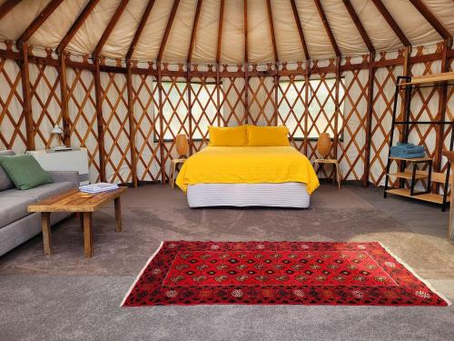 Gladstone Lit Et Petit-Déjeuner | Mountain Yurt, Stunning Views, Near Wanaka