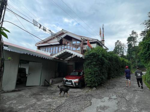 Gangtok Maison | Mountaintop Guest House