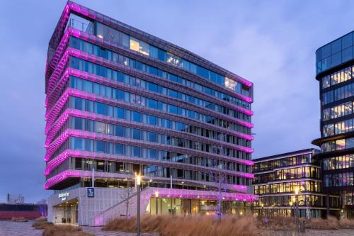 Westpoort Hôtel | Moxy Amsterdam Houthavens