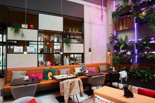 Postel Hôtel | Moxy Brussels City Center