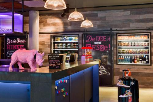 Ostend Hôtel | MOXY Frankfurt East