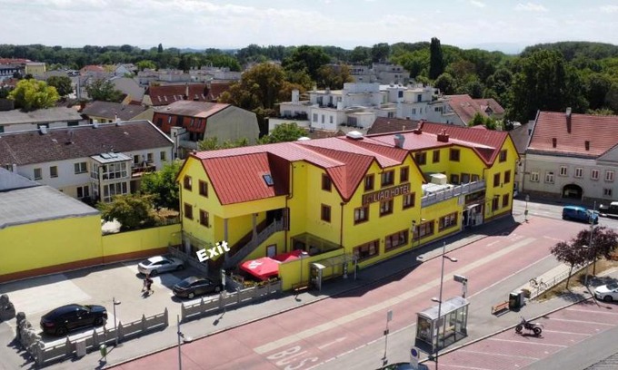 Himberg Hôtel | Mr.Liao Hotel
