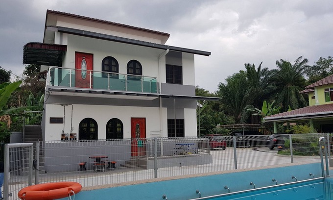 Merbau Sempak Maison | MRI Homestay Sg Buloh - 3 chambres / 2 salles de bain GF