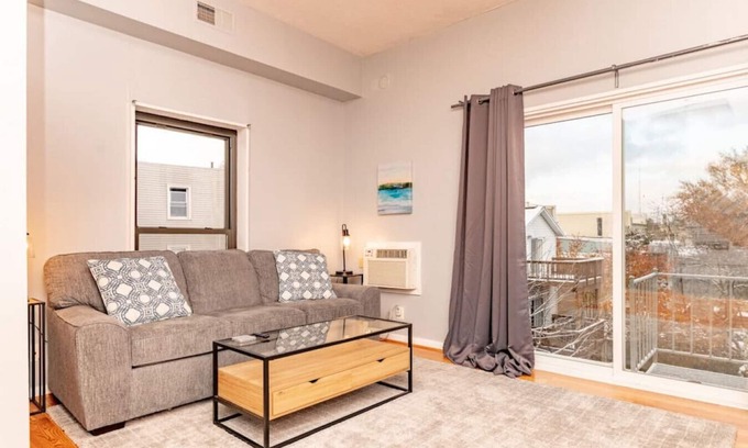 Mount Adams Appartement | Mt. Adams 1BR Great Location! Steps from Monastery