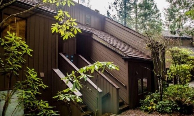 Glacier Appartement | Mt. Baker Lodging Condo 31- Sleeps 2!