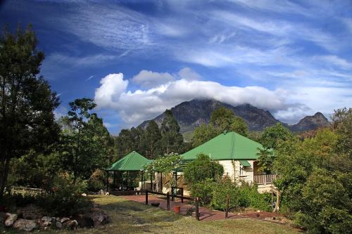 Mount Barney Cabine | Mt Barney Lodge