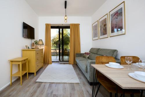 Brevnov Appartement | Mucha Residence