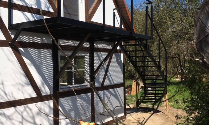 Kustrin-Kietz Maison | Mud building in the old apple orchard