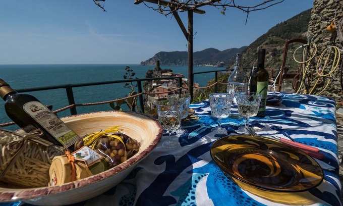 Vernazza Appartement | Muin a Ventu Historical Tower