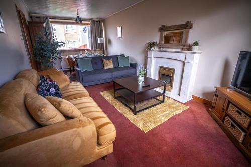 Motherwell Maison | Muirhead House