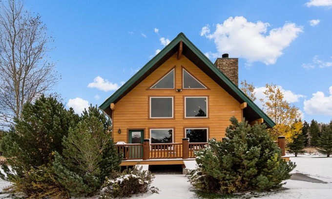 Lazy Acres Maison | Mule Deer Cabin