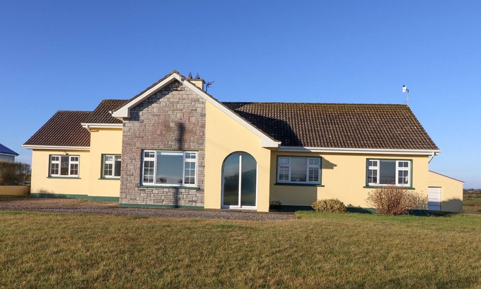 Miltown Malbay Maison | MULLAGH ROAD, pet friendly in Miltown Malbay, County Clare