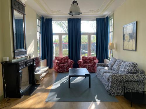Scheveningen Appartement | Multatuli House by Hofstad Studios