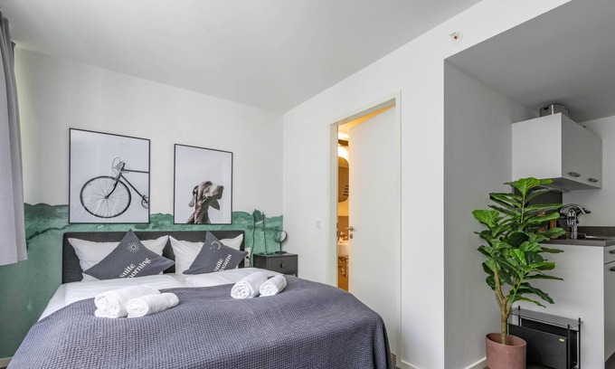 Hasenbergl-Lerchenau Ost Appartement | Munich Olschewskibogen | Suite