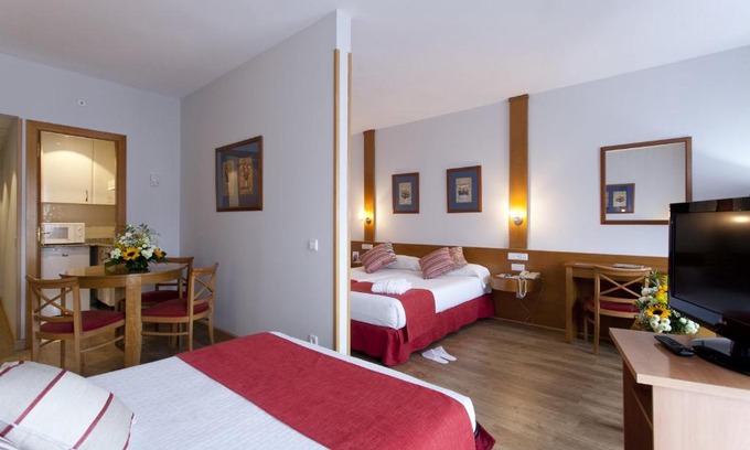 Moncloa - Arguelles Hôtel | Muralto Madrid Princesa