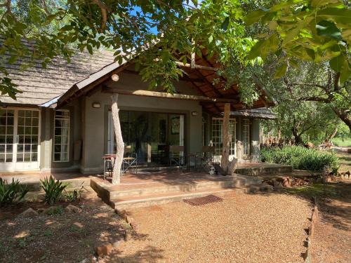 Gravelotte Maison | Murchison View Cottage